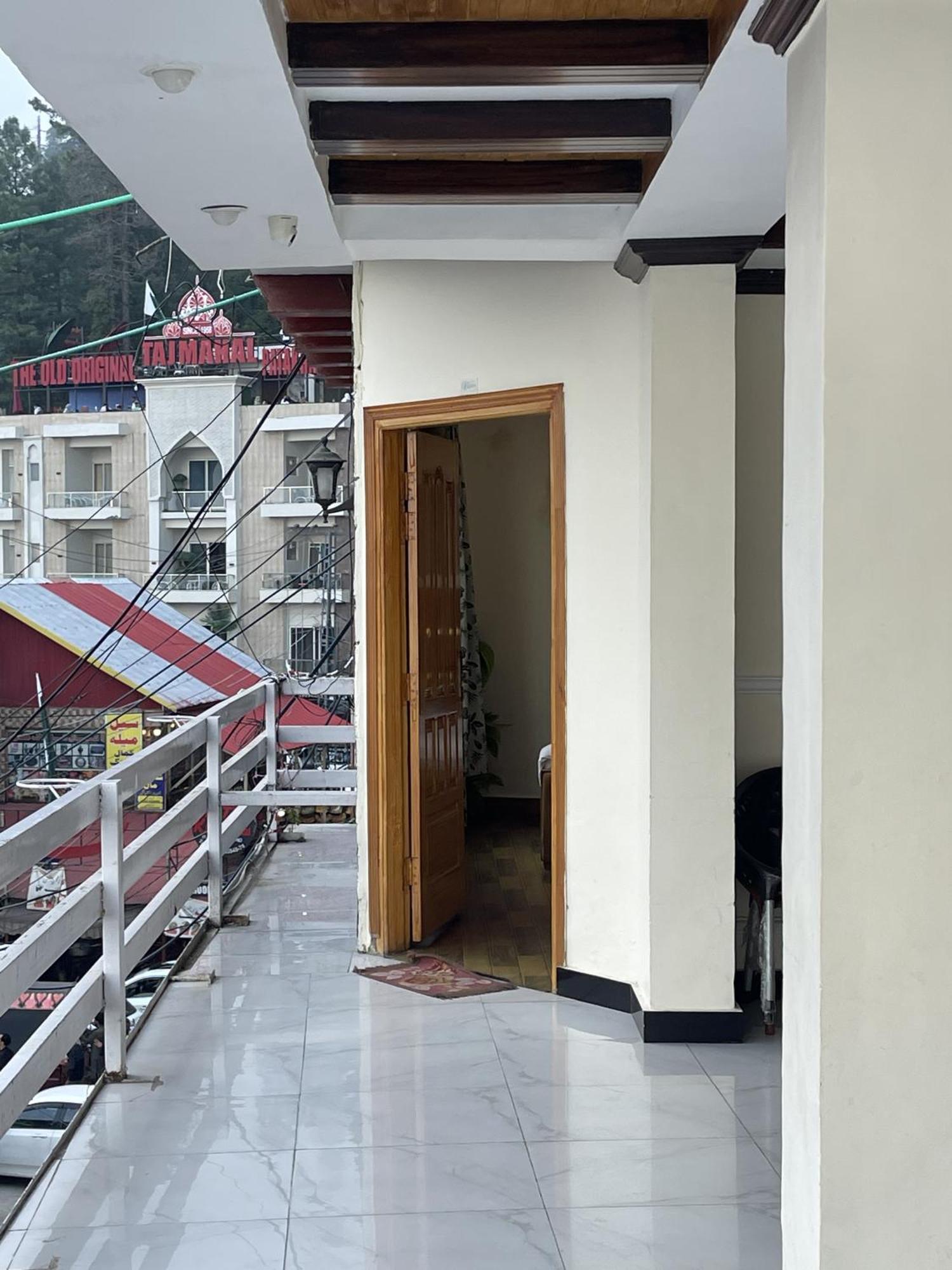 Umda Hotel Galaxy Nathia Gali Exterior photo